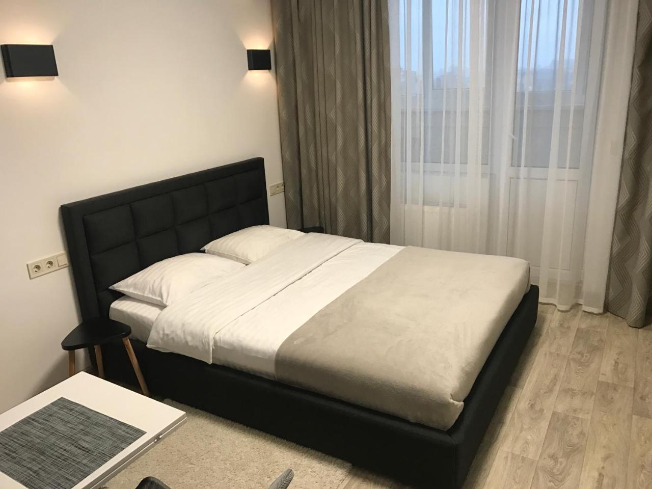 Святобор Lux Apartments Kyiv Exterior photo